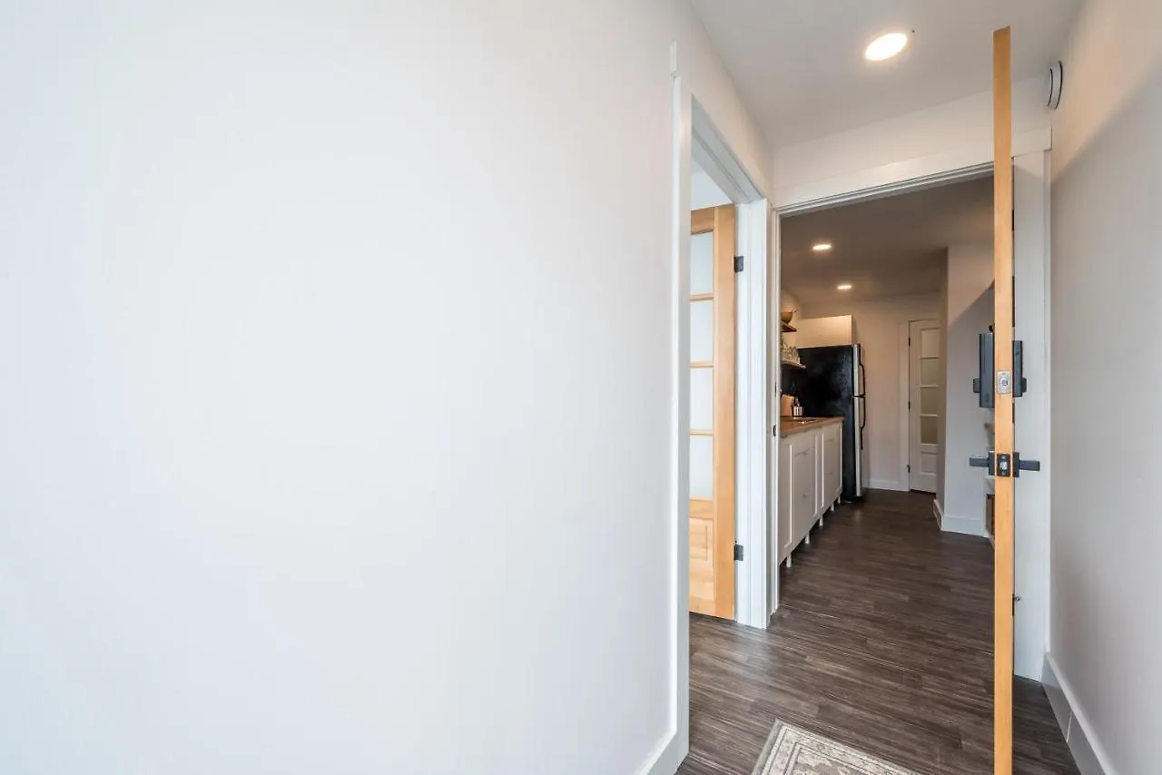 Cozy Fully-Equipped 2 Bedroom Suite هاليفاكس 0*,