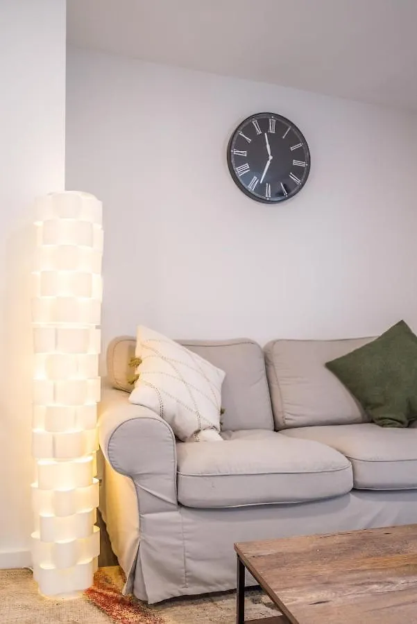 Cozy Fully-Equipped 2 Bedroom Suite هاليفاكس
