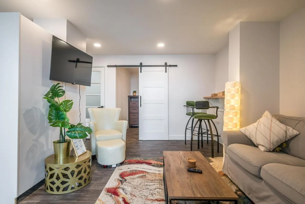 Apartment Cozy Fully-Equipped 2 Bedroom Suite Halifax