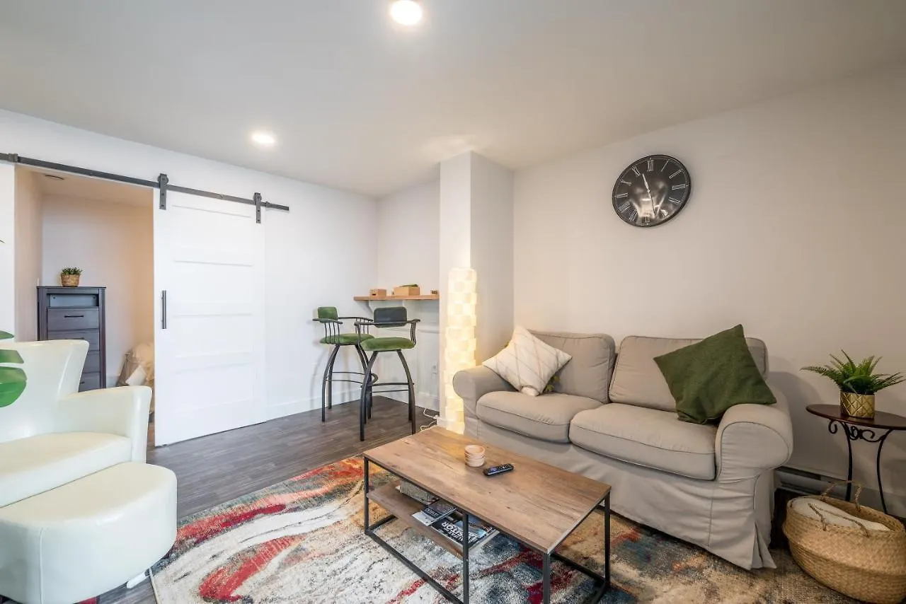 Cozy Fully-Equipped 2 Bedroom Suite Halifax 0*,  Canada